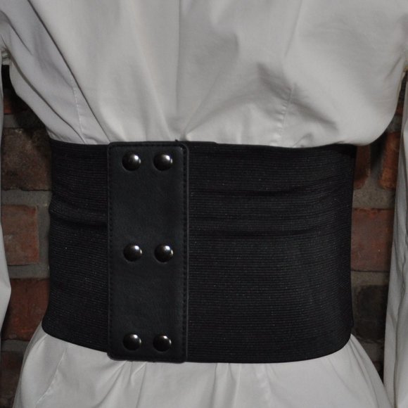 Black Lace-Up Women's Belt - Picture 2 of 5